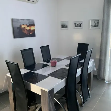 Villa A 700mde La Plage,villa Avec Piscine