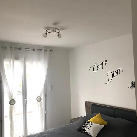 Villa A 700mde La Plage,villa Avec Piscine *